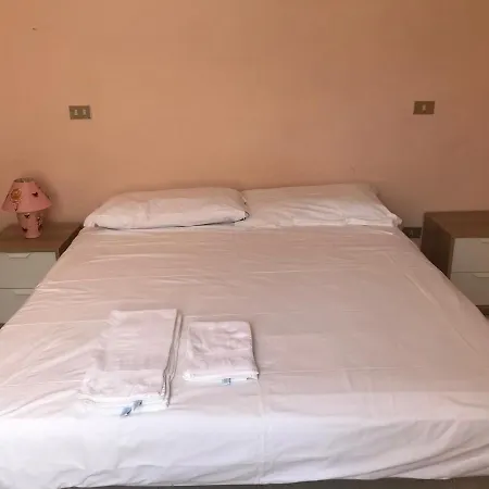 Orlandi Sun Casa Bella * サルナーノ